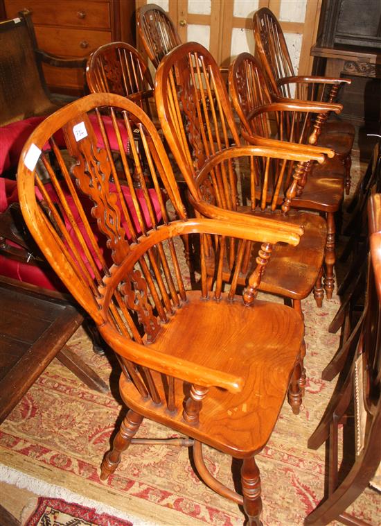 6 Windsor chairs